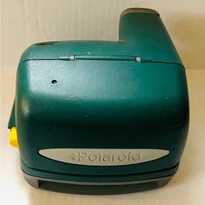 ‘80s VTG Polaroid 600 Vintage Camera